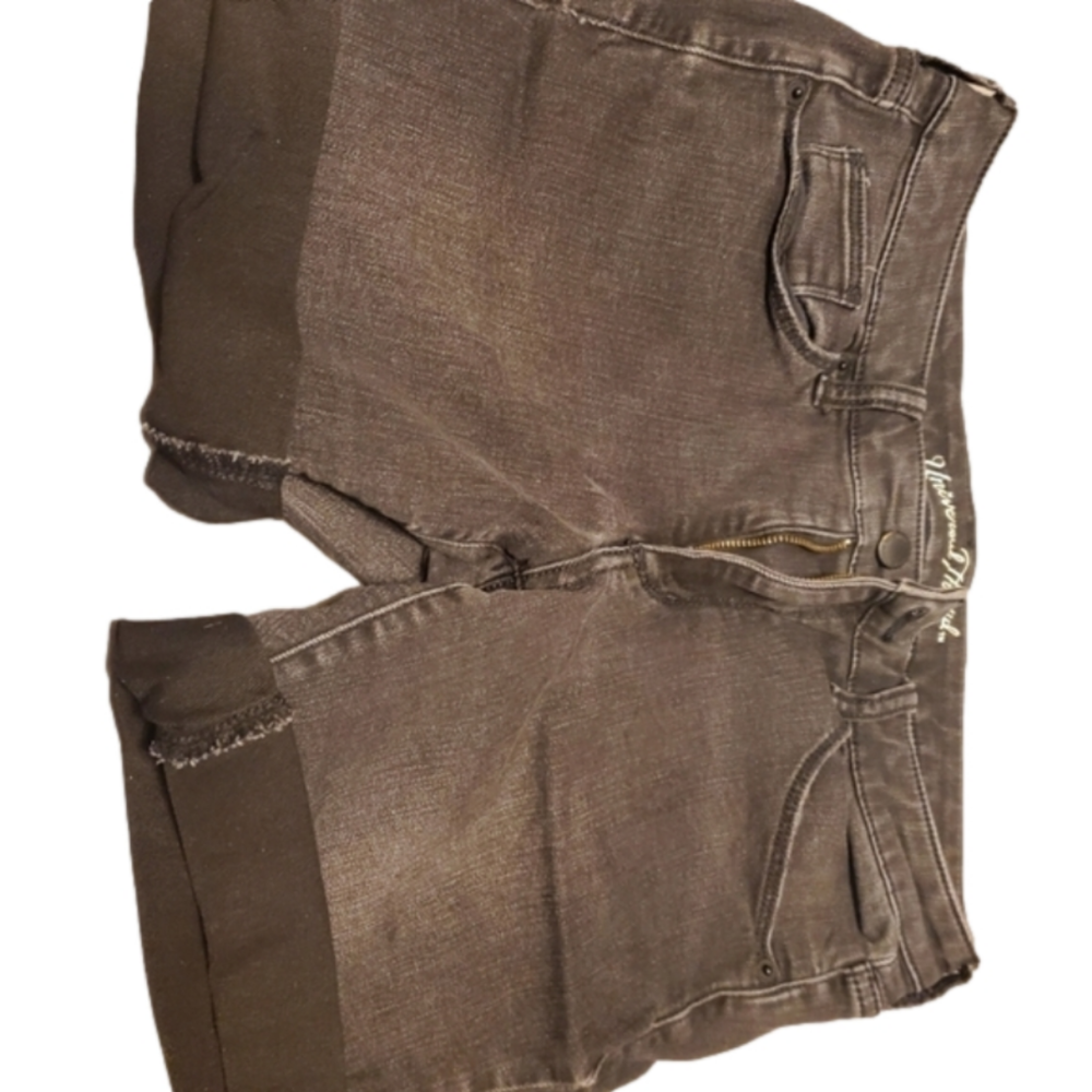 ♡Universal Thread Shorts Size 8/29